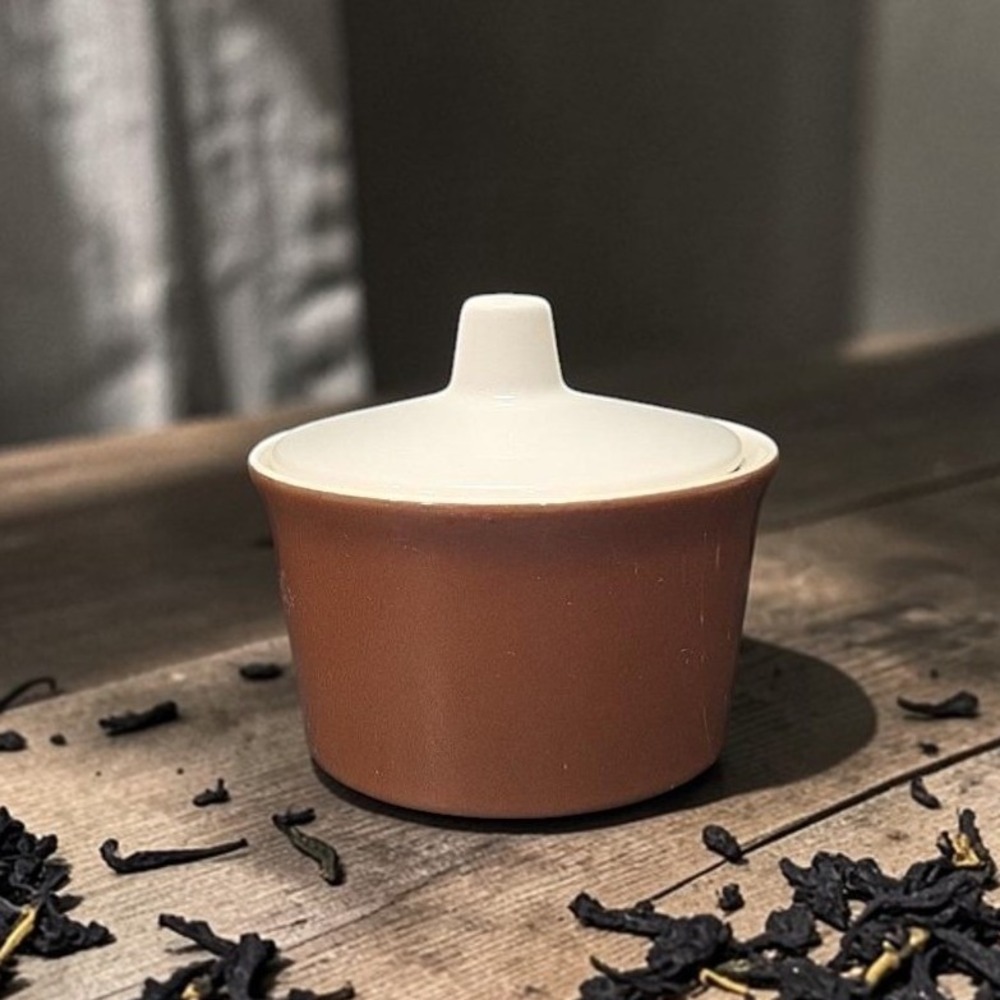 Royal China Nutmeg Brown Lidded Sugar Bowl, Replacement USA Ironstone Tableware